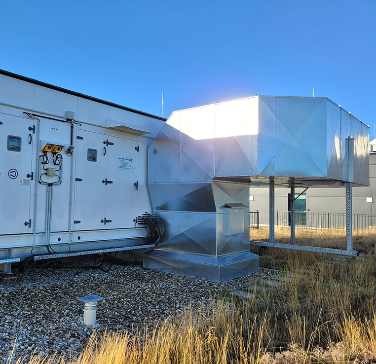 Air For All Sliderbild - innovativer Partner für Reinraumsysteme und Lüftungssysteme. Außenansicht von Air For All Gebäude